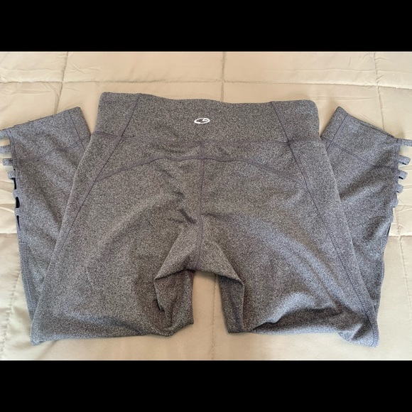 Champion Gray Cropped Leggings, size M - Picture 2 of 3